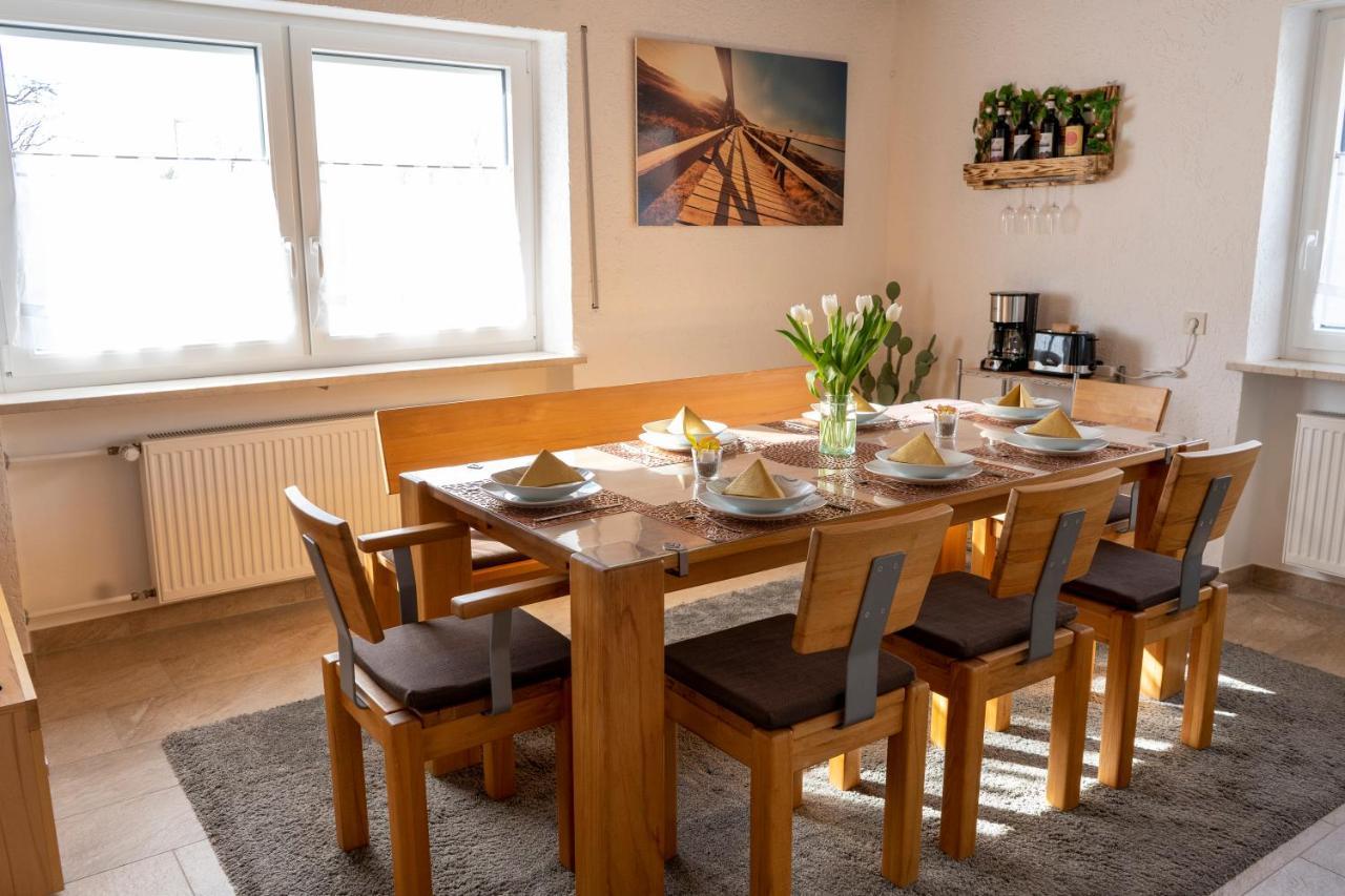 Ferienwohnung Hertreiter In Dingolfing 110Qm Exterior foto