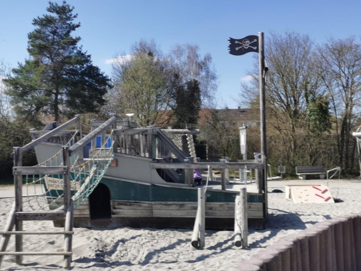Ferienwohnung Hertreiter In Dingolfing 110Qm Exterior foto